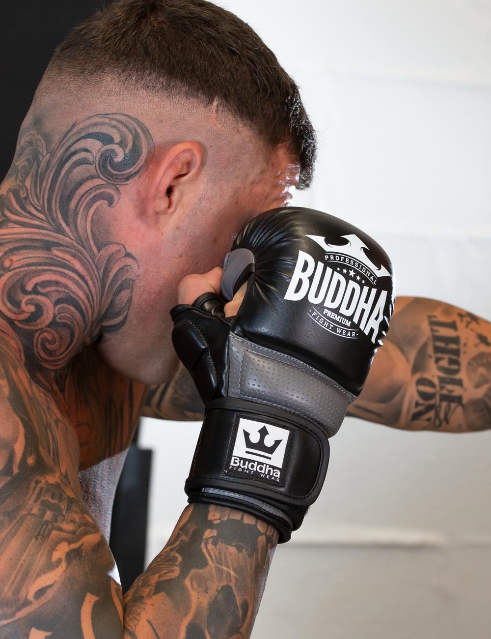 boxen ohne handschuhe englisch Epic MMA Buddha Amateur Wettkampfhandschuhe Schwarz